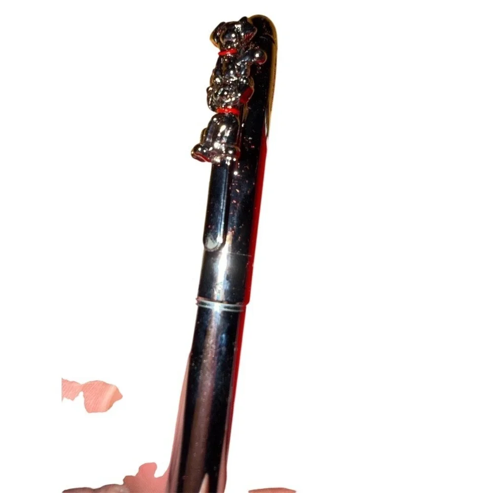 Disney 101 Dalmatians Collector Pen Metal Tin Case Red‎ Velvet Insert vintage
